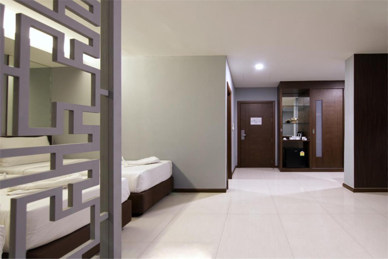 Grand Alpine Hotel Bangkok Luaran gambar