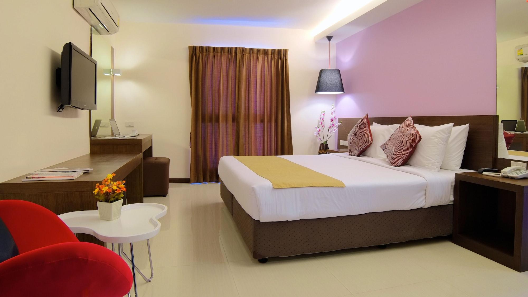 Grand Alpine Hotel Bangkok Luaran gambar