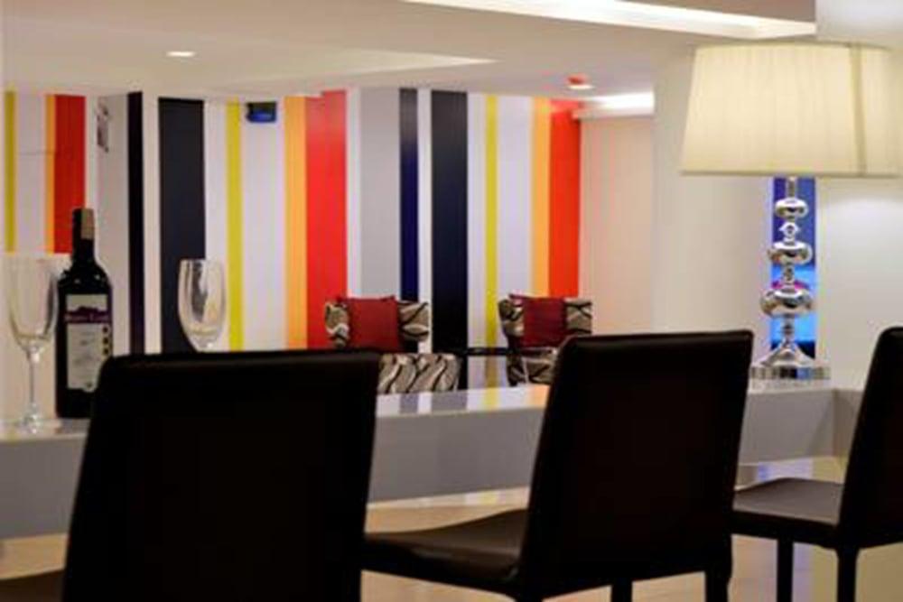 Grand Alpine Hotel Bangkok Luaran gambar