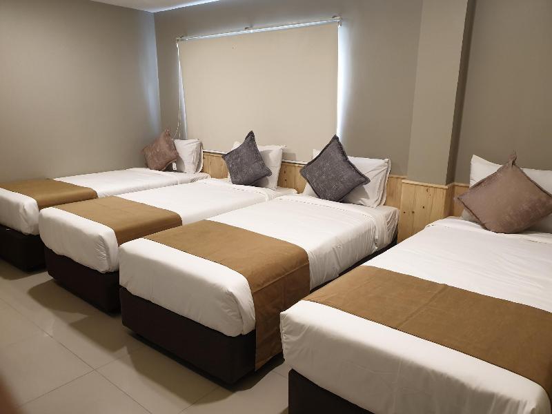 Grand Alpine Hotel Bangkok Luaran gambar